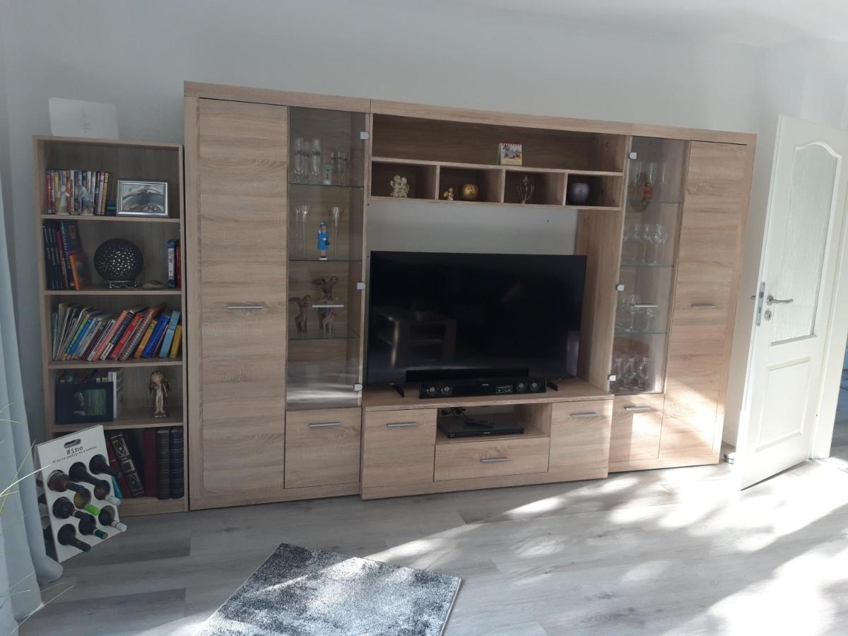 Ferienwohnung Finkenzeller Jever Zewnętrze zdjęcie